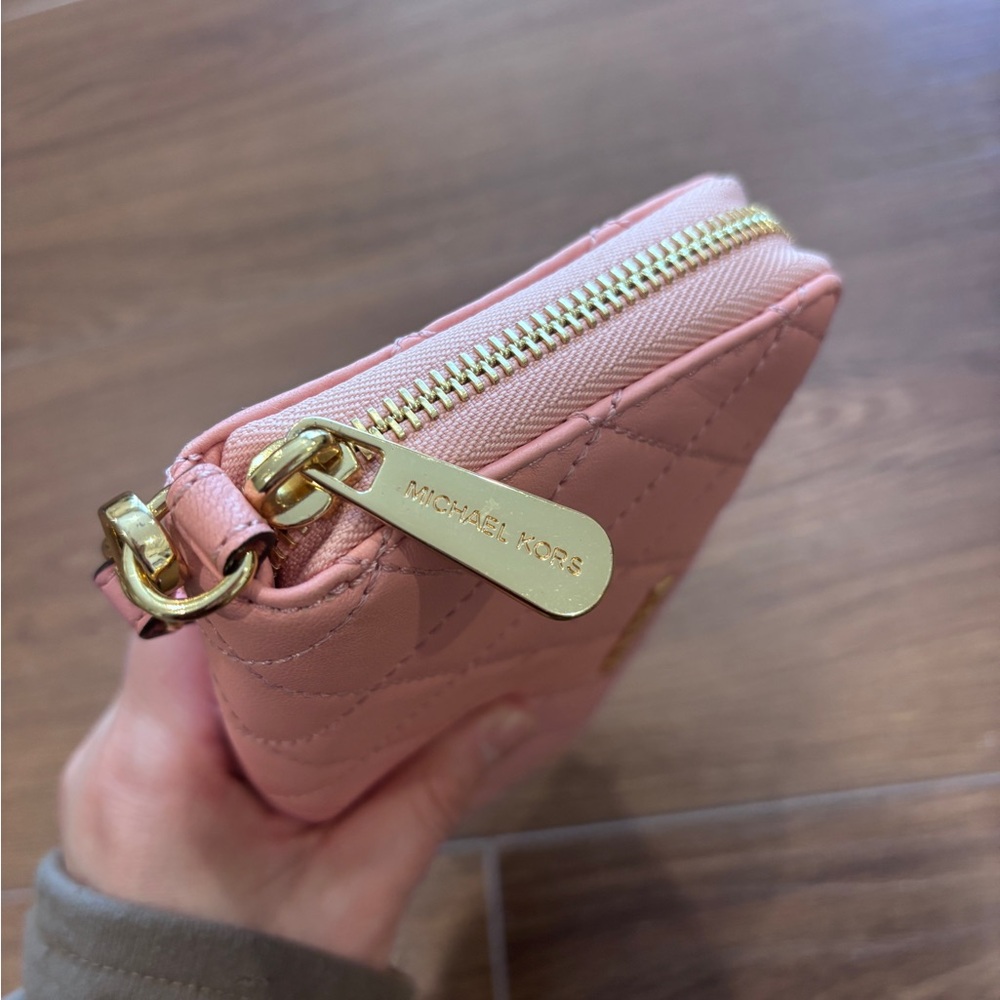 Michael Kors Quilted Leather Continental Zip Around Wallet/Wristlet in Pale Pink - Picture 7 of 7